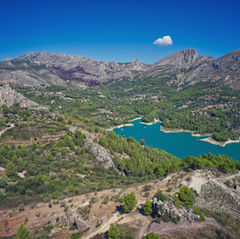 Embalse de Guadalest, Alicante. Photo by Alberto Restifo.