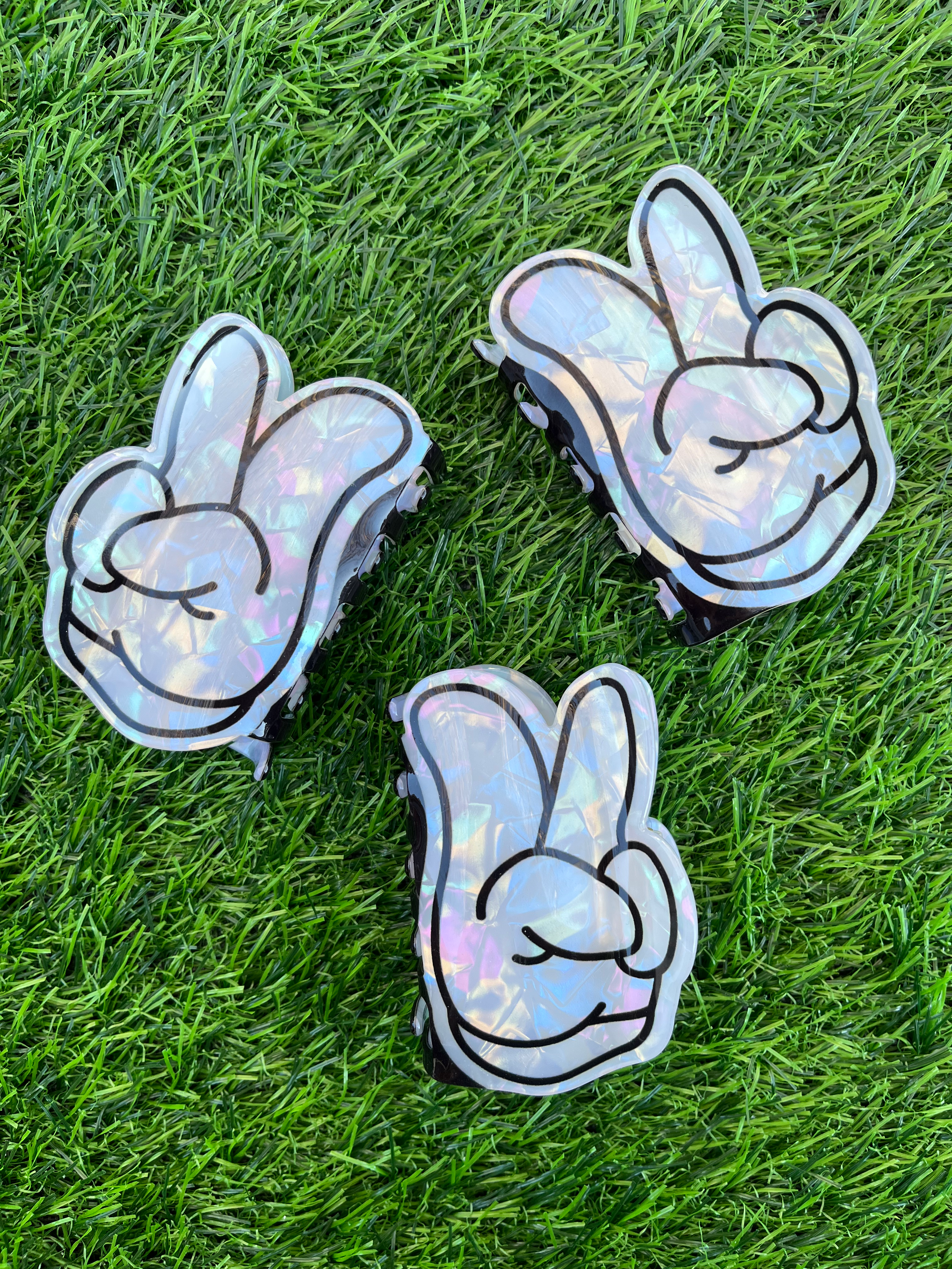 Mouse Peace Sign Hair Claw