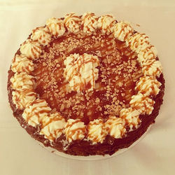 Salted Caramel Cheesecake
