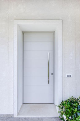 porta blindata nuova, porta blindata in abete, porta blindata in abete lamellare, nuovo ingresso blindato, blindato su misura, porta d'ingresso nuova in legno