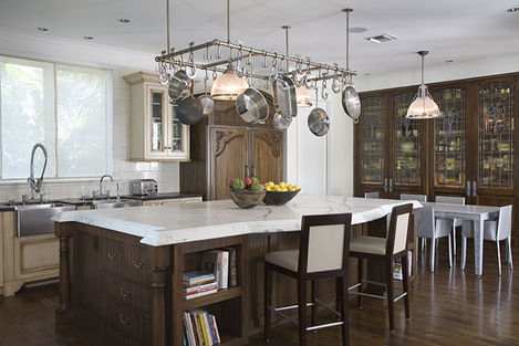 R. 9 kitchen 1 2.jpg