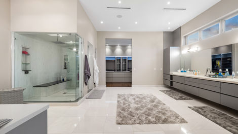 Master Bath.jpg