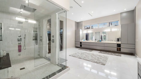 Master Bath 2.jpg