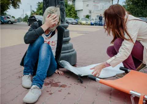 Як врятувати життя людини до приїзду швидкої