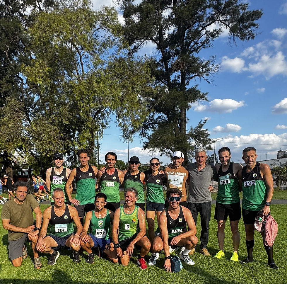 "Los duros del Mediofondo" Vallejo-Bugatti-Baños Villagaray-Carranza-Barrios-Roces-González-Meyoyán Olivera-Ferrandino-Pugliese-Márquez-Giacone