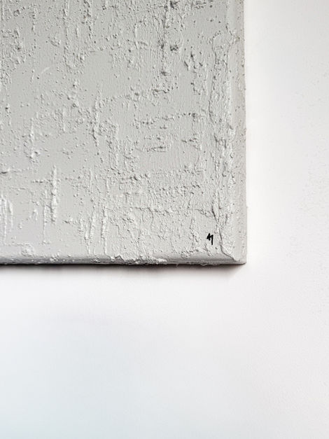 BASALT WHITE 07|25 Agata Tołkacz, biały obraz, Galeria Sztuki Wolimierz