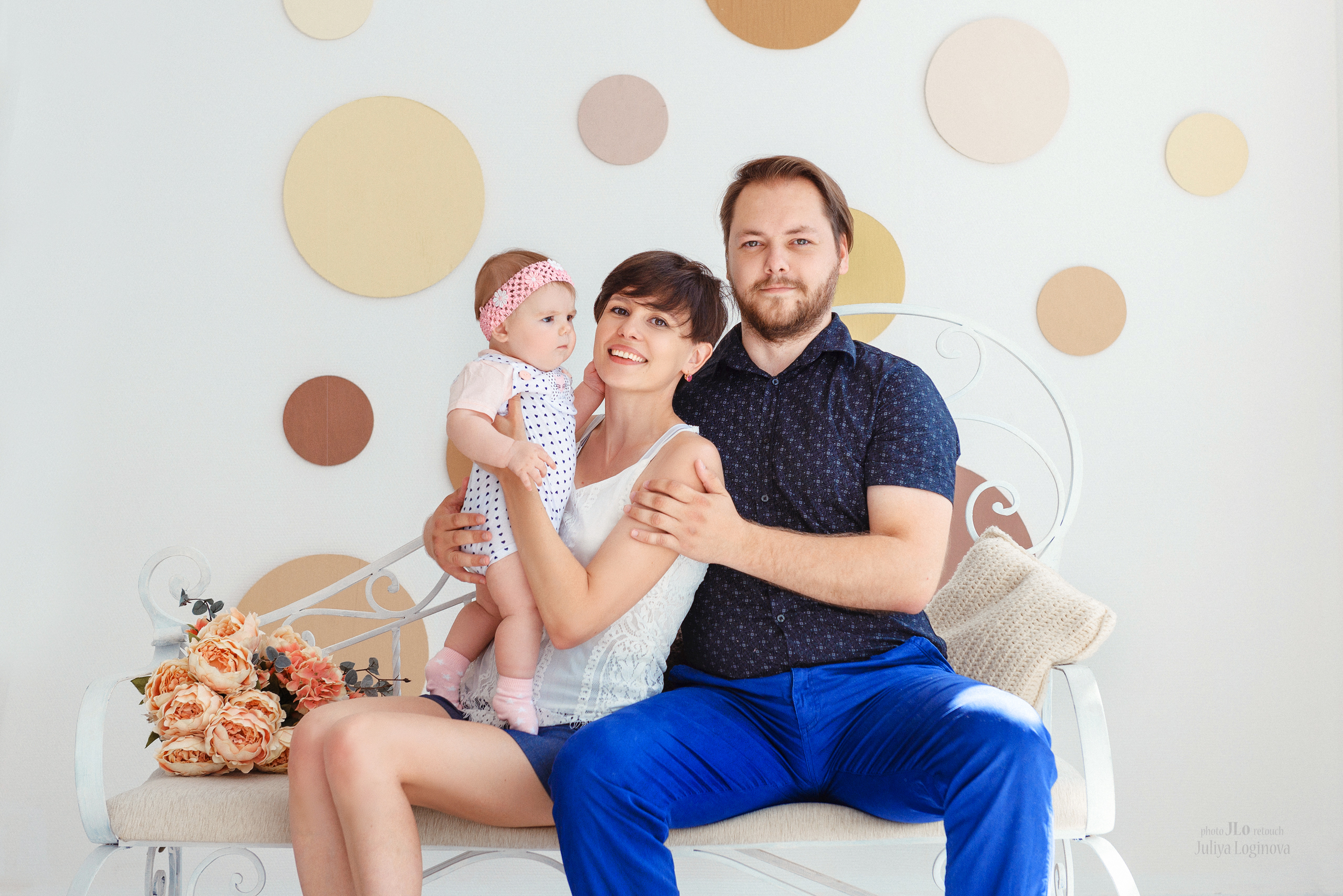 свингерная семья. семья логиновых. логинов с семьей на фотографии. логинов семья фото. логинов семья.