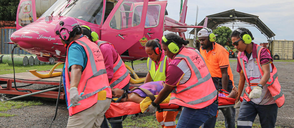 Triplets delivered safely thanks to emergency flight