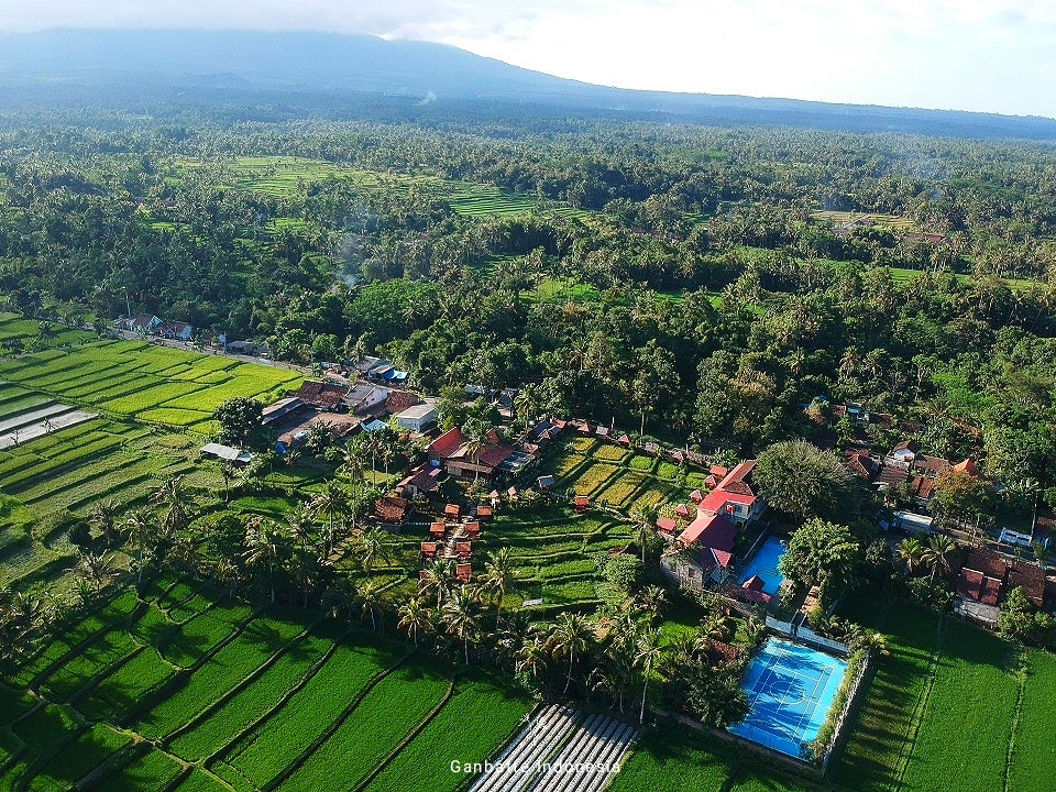 Memiliki Bangunan dengan Icon Arsitektur Tradisional