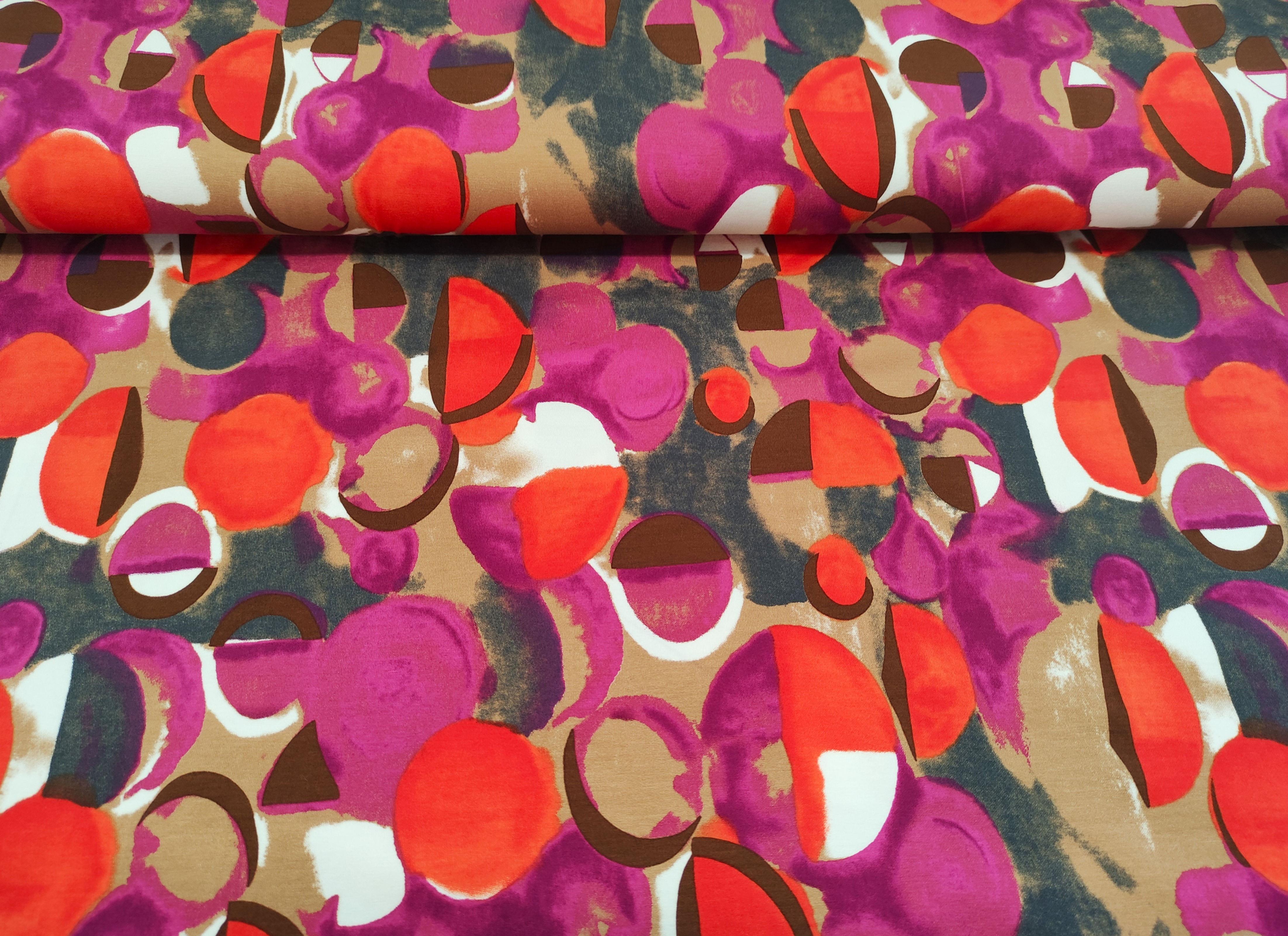 Retro Geometric Jersey Cotton