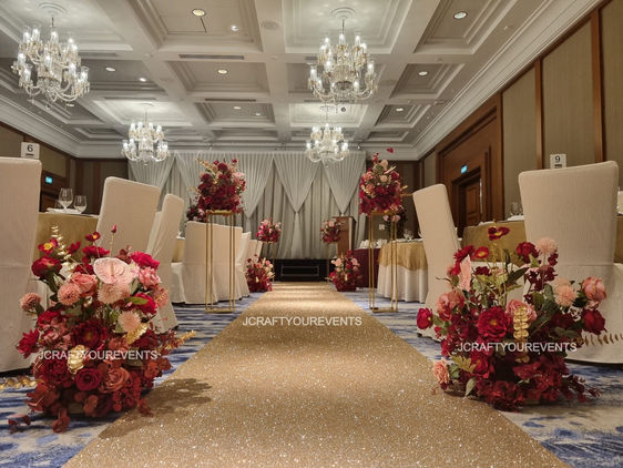 Banquet Aisle Styling by Jcraftyourevents_