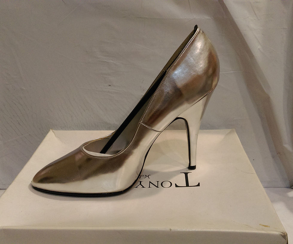 Thumbnail: Tony Shoes 4 1/2" Pump