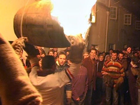 1890: Blazing tar barrels in the High Street