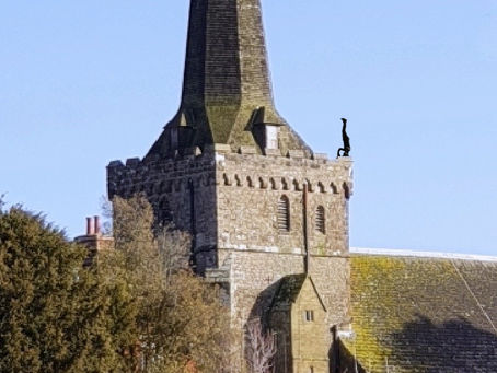 1912: Daredevil headstand on the battlements