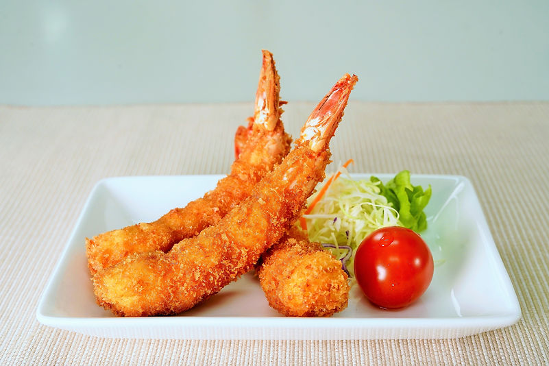 大人のエビフライ皿盛正面 (2).JPG