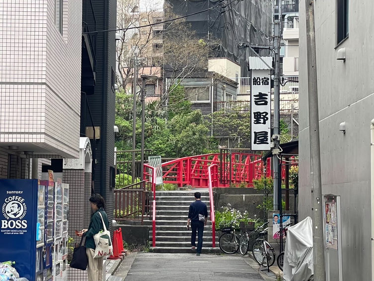 《潮見・東陽》
深川の町はずれに残る純情物語