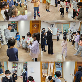 에어플레잉, 스윙스파이크 등 중급기술들을 열심히 연습하고 있습니다. 연습한 기술로 켄게임, 룰렛미션, 릴레이미션 등 다양한 게임들도 진행하며 아이들의 흥미를 계속해서 돋구고 있습니다.