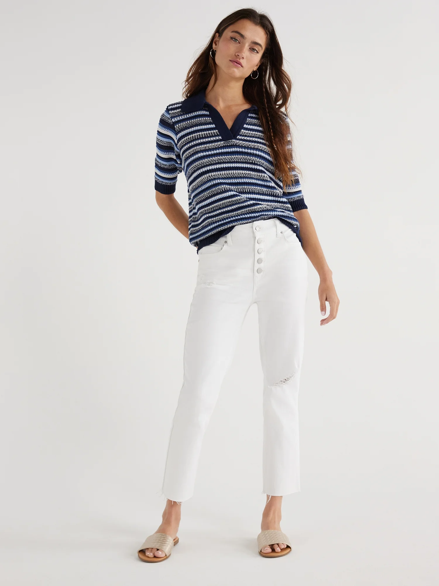 White capri jeans