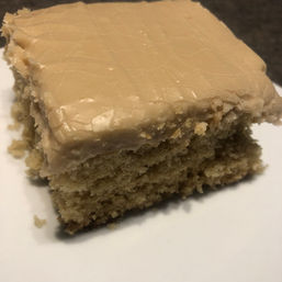 Maple Syrup Cake with Creamy Maple Frosting