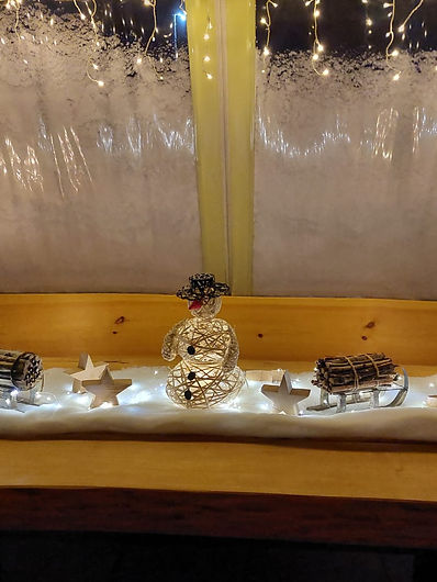 Adventszeit_2023_Fenster_innen.jpeg