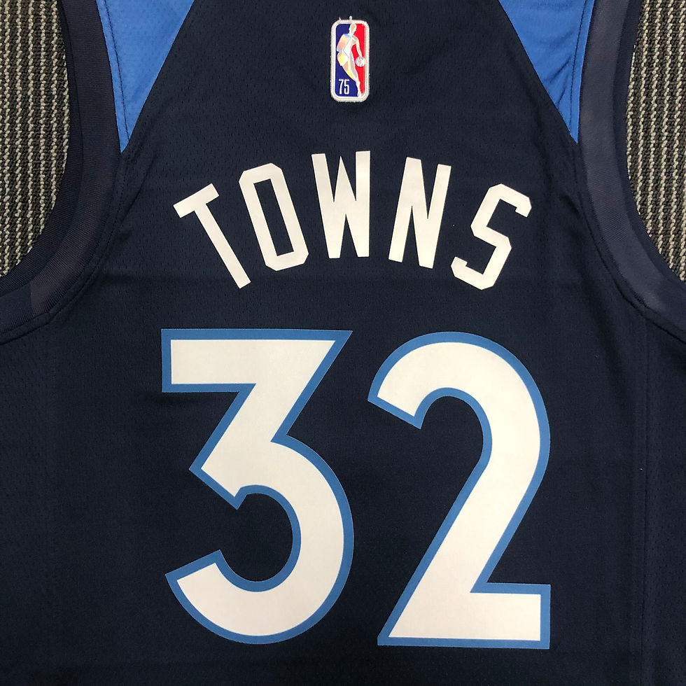 Thumbnail: Minnesota Timberwolves 2021-22 SW Icon Edition