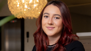 Jovem em Destaque | Escritora SAMARA BUCHWEITZ