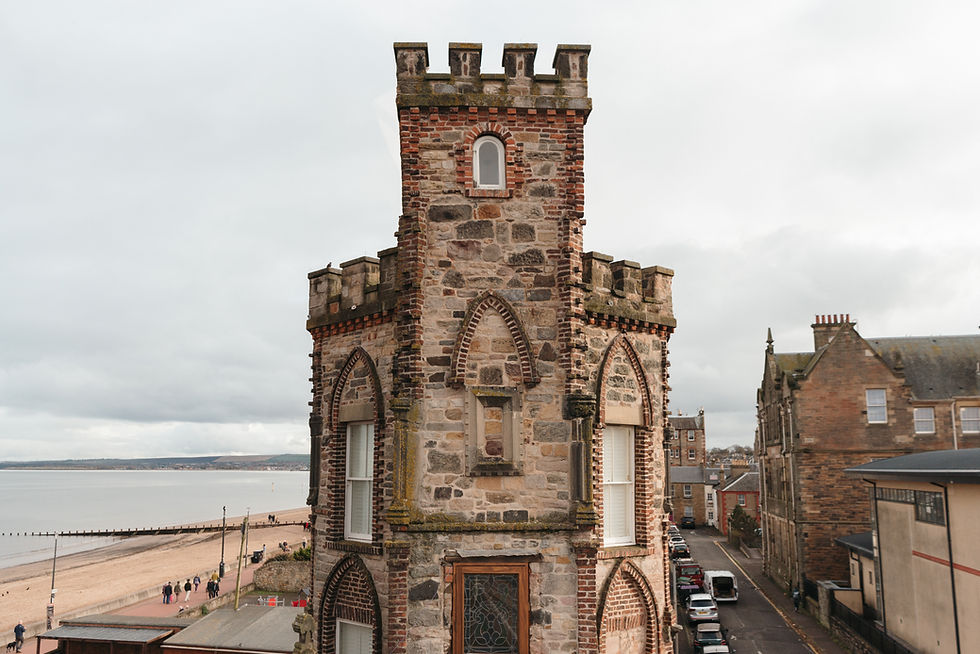 Differences Between a Traditional Wedding and an Intimate Wedding