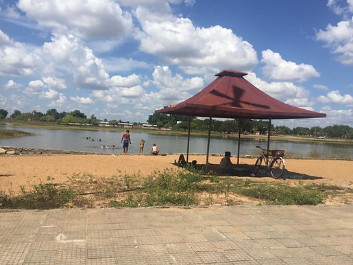 Água de lago do Parque Anauá é imprópria, mas banhistas ignoram perigos