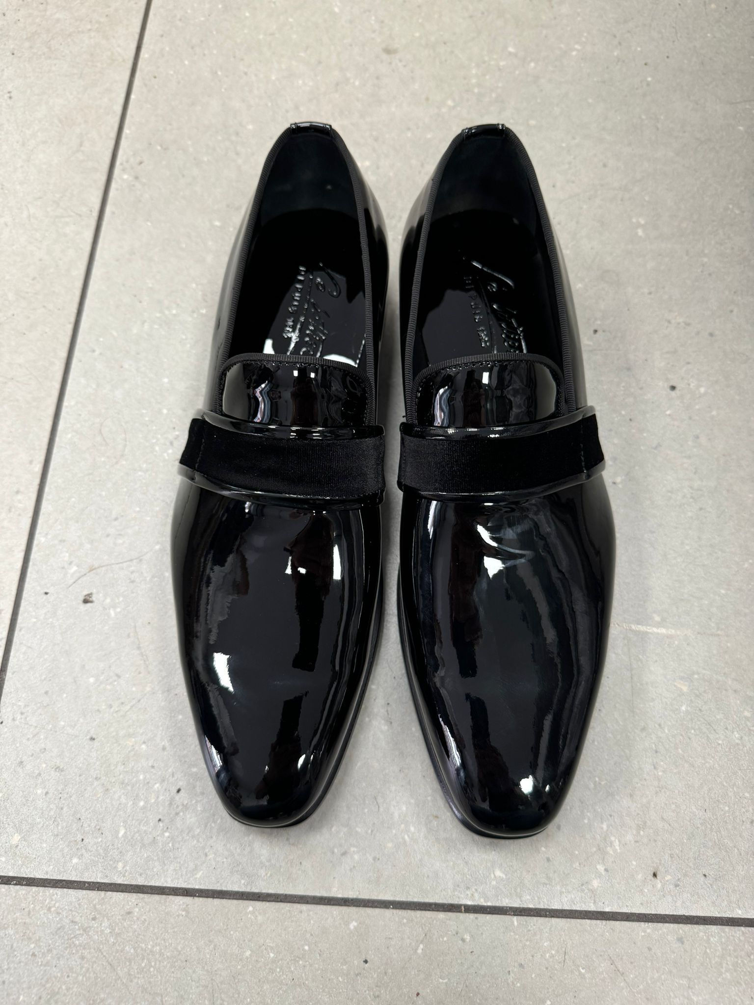 Shiny Business Loafers