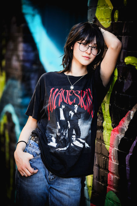 Portrait photographer in Lincoln, Nebraska for your senior photos.