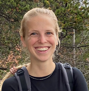 Carina Webseite_edited.jpg