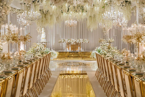 The Venue by Three Petals offers a timeless blank canvas space in Southern California, ideal for luxe and custom weddings.