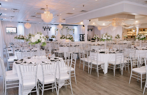 Elegant Asian banquet-style reception at Paracel Seafood, planned by Love and Life Events.