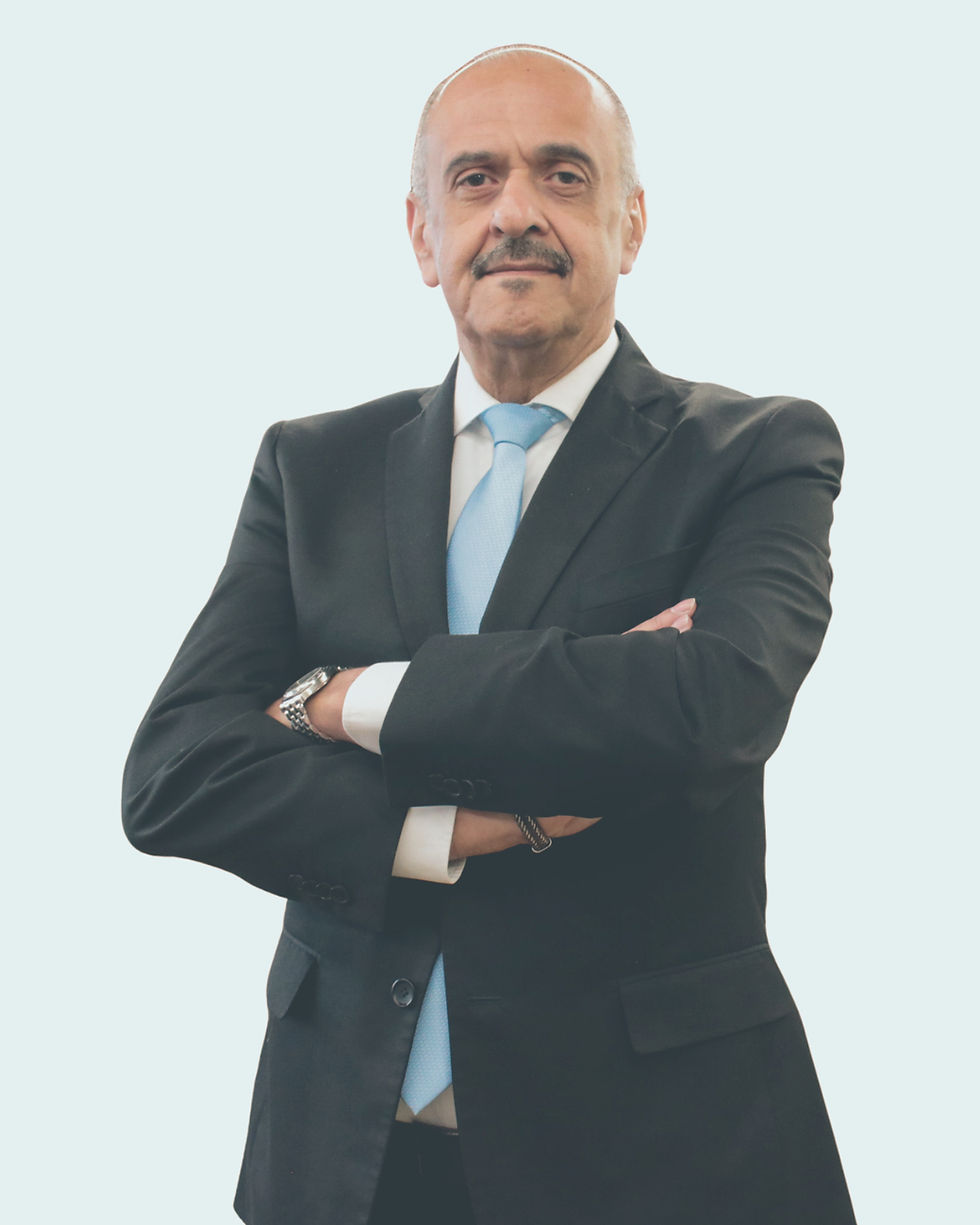 Toninho perfil_edited.jpg