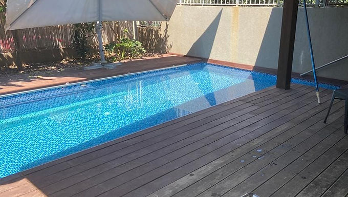 וילה מקסימה בפרדס חנה. 
.בעלת 4 חדרי שינה, מטבח מאובזר וחצר עם בריכת שחייה. 
.הוילה נמצאת באיזור בילוי
.הוילה מתאימה עד 10 איש
.יש בוילה מצעים ומגבות