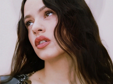 Entre el genio y la sombra: lo que nos enseña la polémica de Rosalía