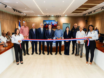 Banco Popular entregó al COE renovado Salón Político/Comunicaciones