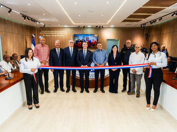 Banco Popular entregó al COE renovado Salón Político/Comunicaciones