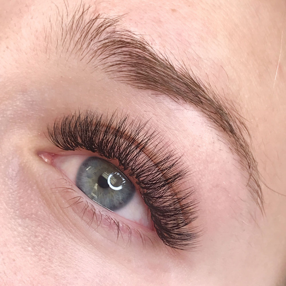 Lash Extension Allergic Reactions What You Should Know