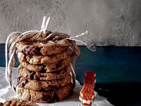 Peanut Butter and Chocolate Chip Cookies