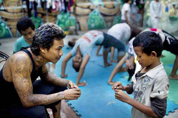 KK-Tiny-tunes-cambodia-break-dancing