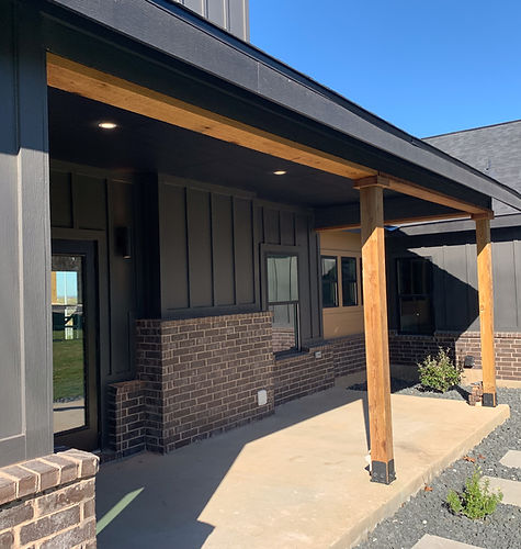 Cedar accented back patio on Ozco post bases