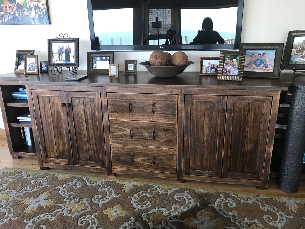 Entertainment center