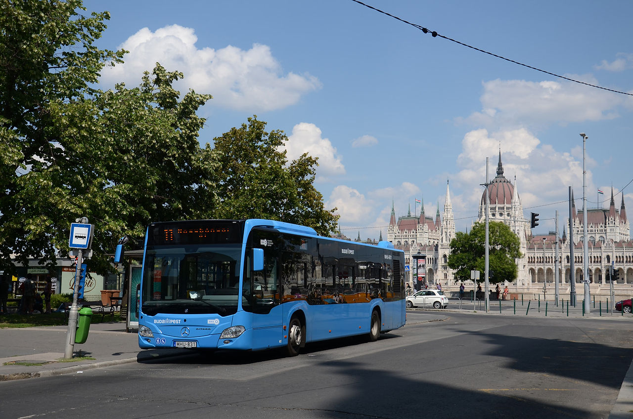 Batthyány tér (2013/7)