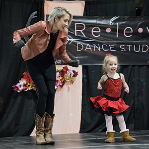 Releve Dance Studio's Christmas Art Extravaganza