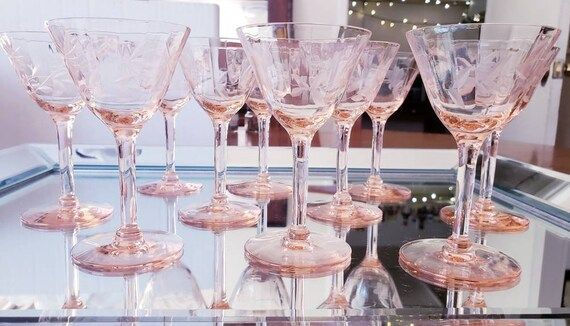 Pink Floral Depression Drinking Glass Set