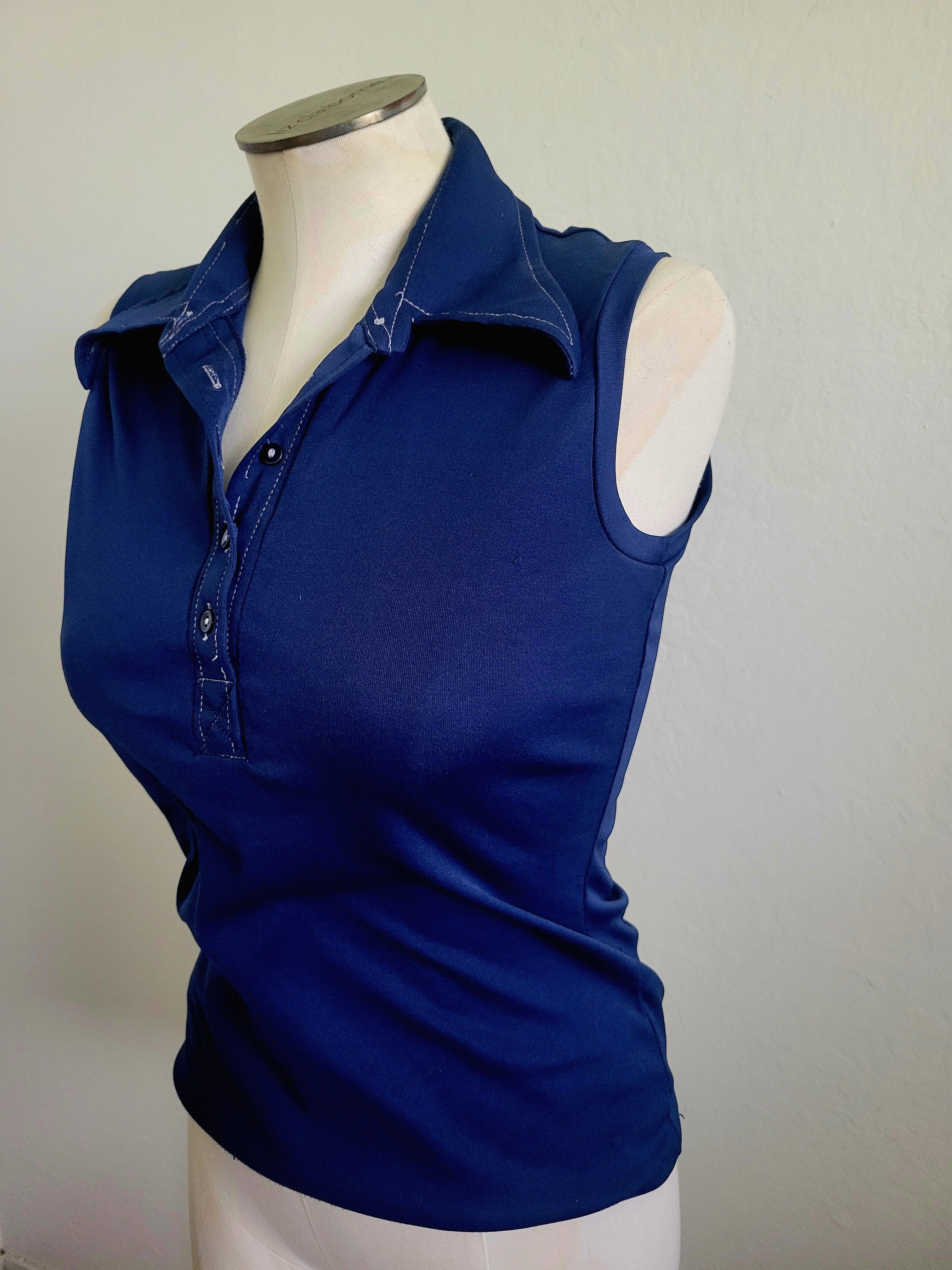 Vintage 70s Sporty Navy Pointed Collar Sleeveless Athletic Top M