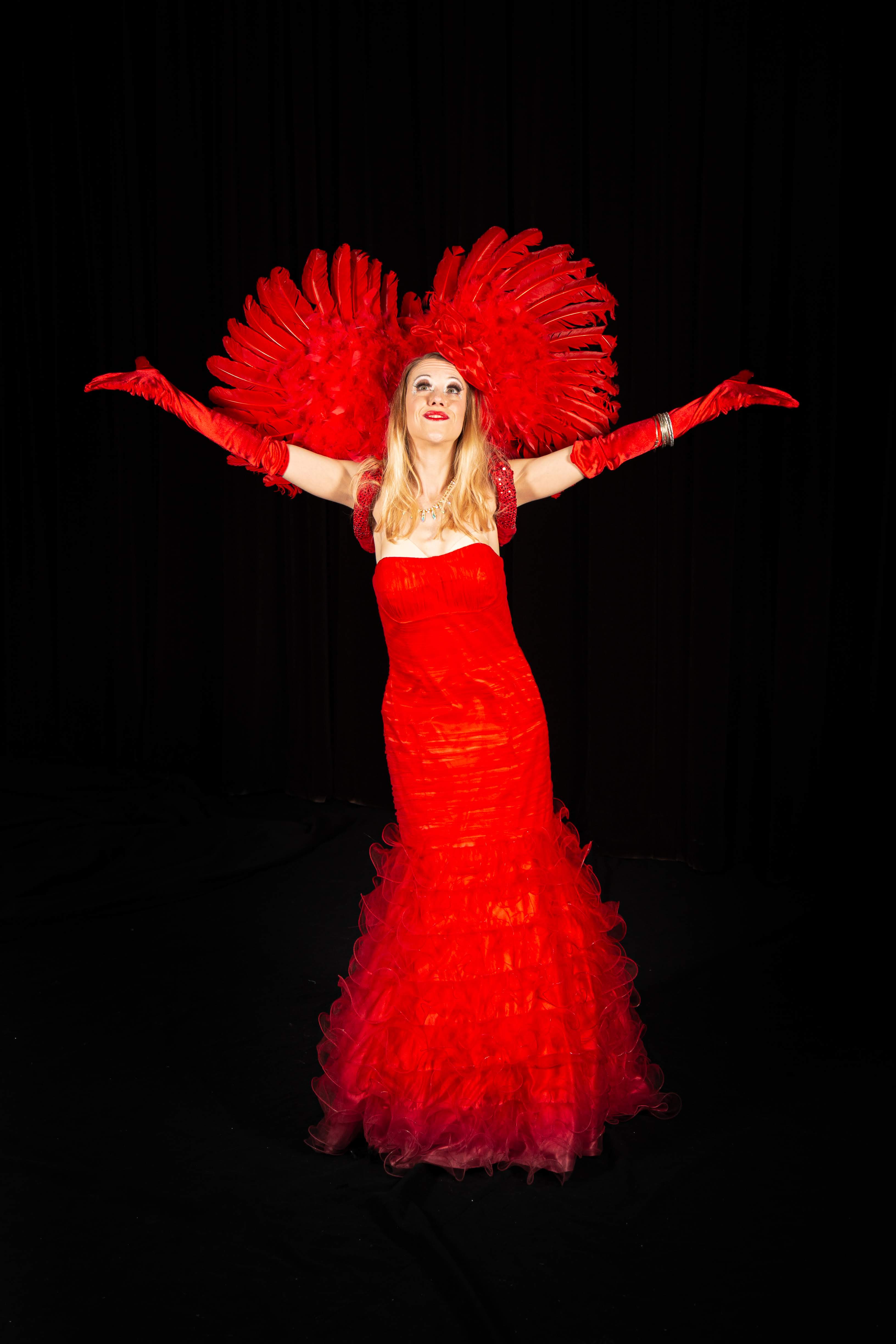 Jamye La Luna Productions Inc Rubis5.jpg