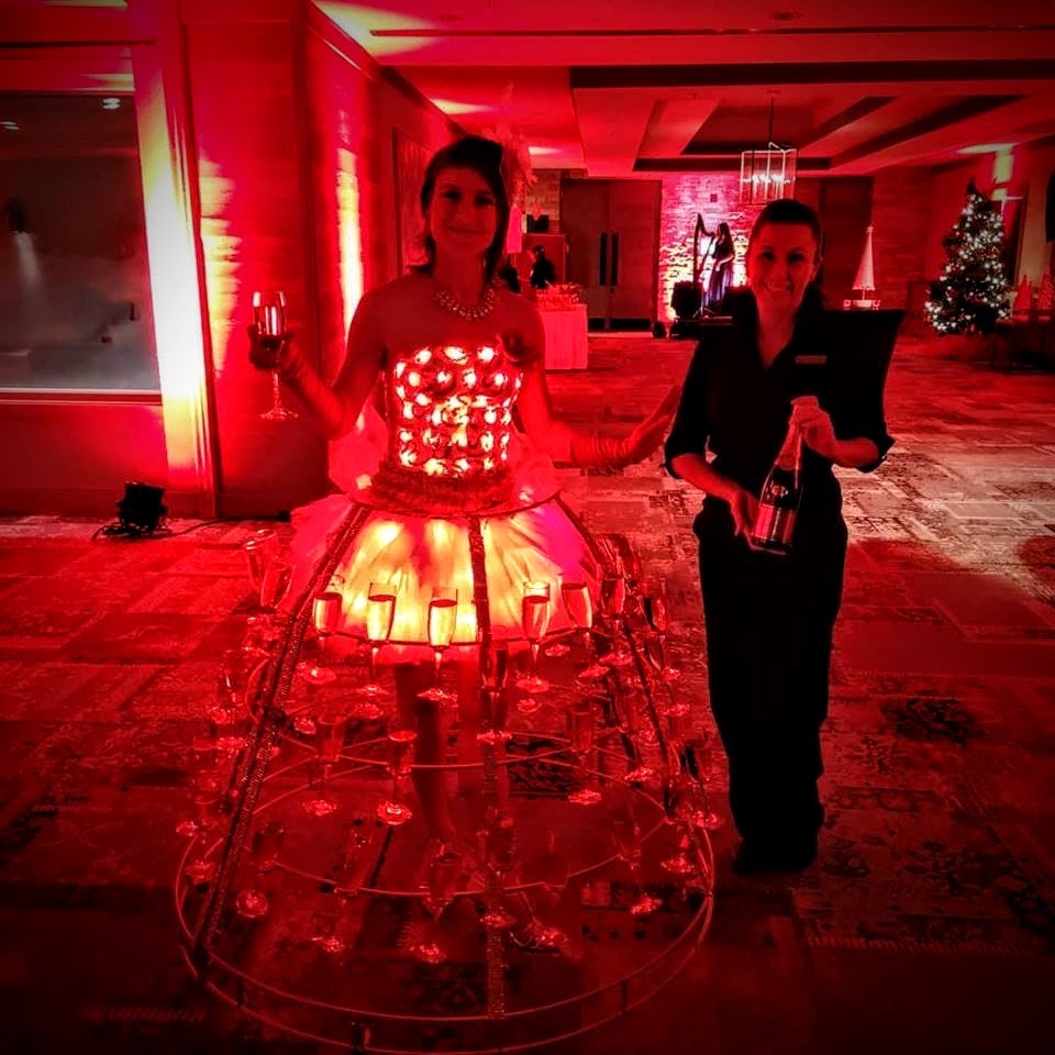 Robe champagne Montréal et Québec | Animation événementielle élégante et lumineuse