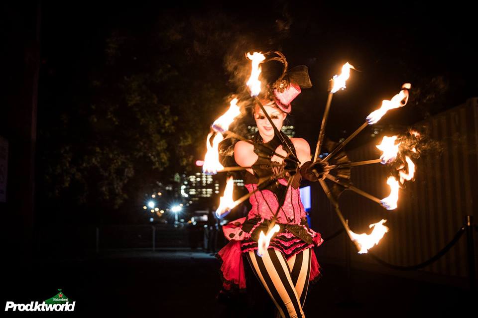spectacle de feu
